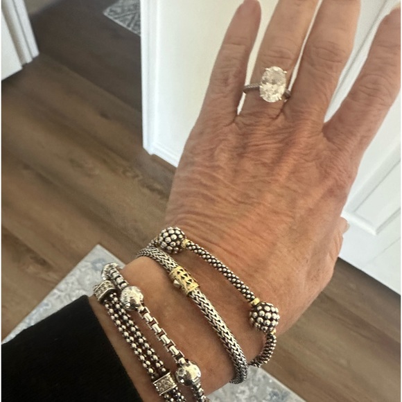 Beautiful Diamonique Ring - Picture 4 of 5